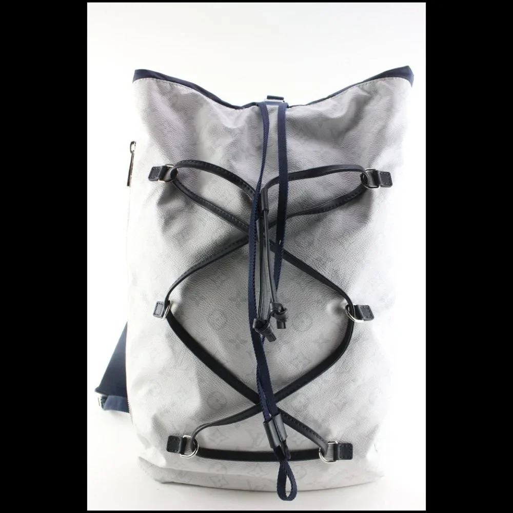 Louis Vuitton White Monogram Antarctica Ultralight Backpack 2LV0413C